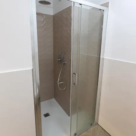 Malafemmena بيت ضيافة